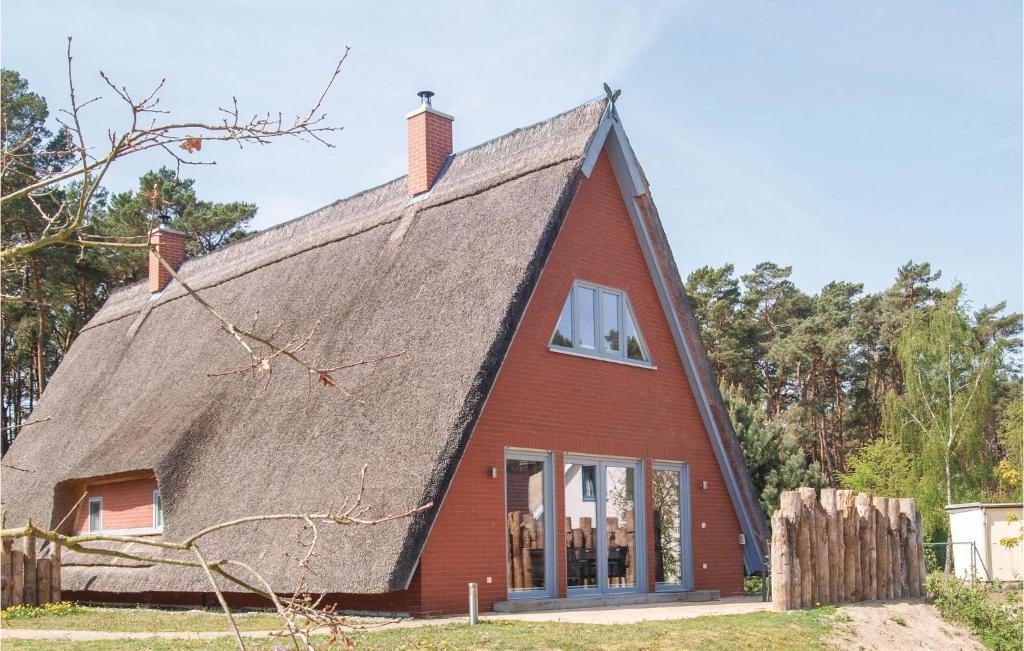 Awesome Home In Loddin With 2 Bedrooms, Sauna And Wifi