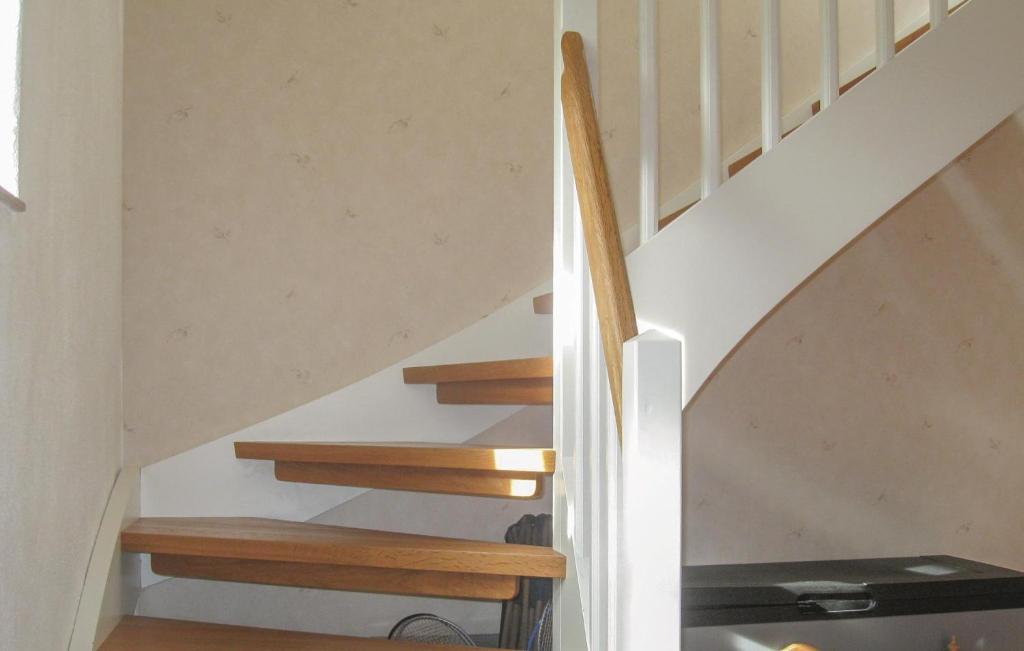 Nice Home In Lrbro With 4 Bedrooms And Internet photo 4