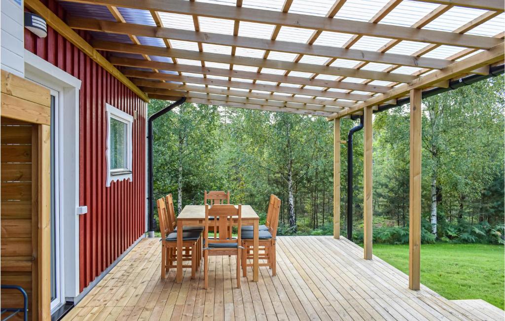 Two-Bedroom Holiday Home in Lidhult photo 2