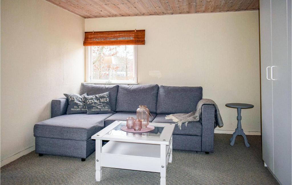 Nice Home In Ambjrnarp With 1 Bedrooms photo 3