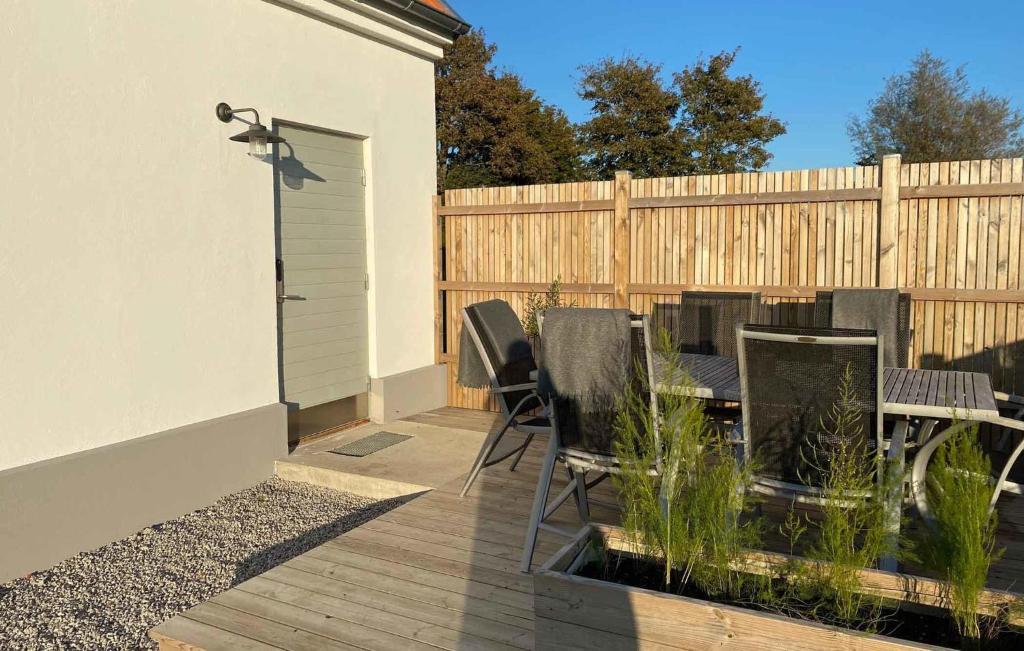 Amazing Apartment In Vellinge With 1 Bedrooms And Wifi