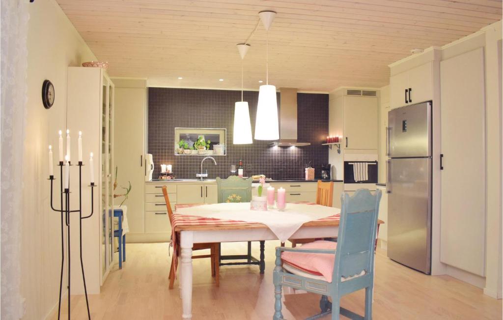 Nice Home In ngelholm With 1 Bedrooms, Outdoor Swimming Pool And Wifi photo 2