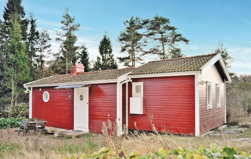 Nice Home In Henn With 2 Bedrooms And Wifi photo 4