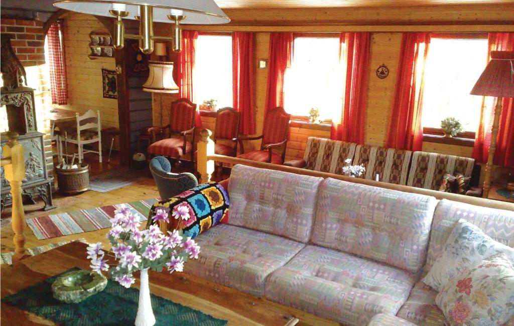 Beautiful Home In Vatnestrm With 3 Bedrooms photo 2