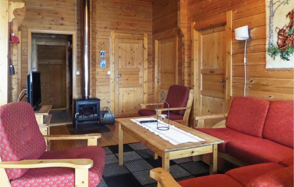 Awesome Home In Omastrand With 4 Bedrooms, Sauna And Wifi photo 2
