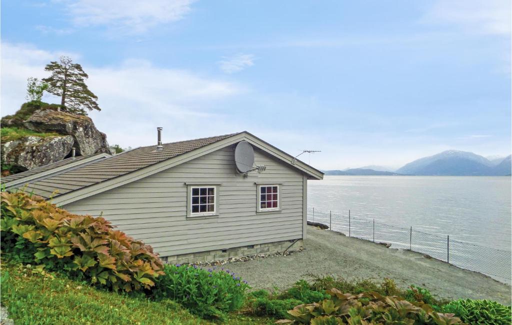 Awesome Home In Omastrand With 4 Bedrooms, Sauna And Wifi photo 4