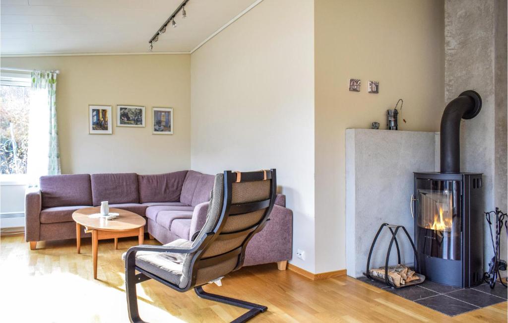 Nice Home In Forsand With 3 Bedrooms And Wifi photo 4