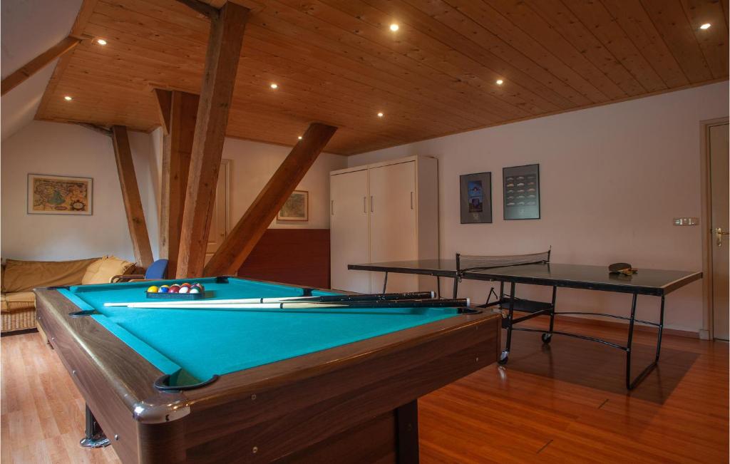 Awesome Home In Boazum With 7 Bedrooms, Sauna And Wifi photo 4