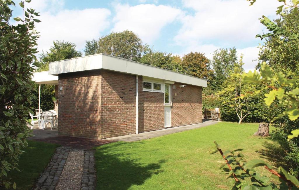 Beautiful Home In Wolphaartsdijk With 2 Bedrooms And Wifi