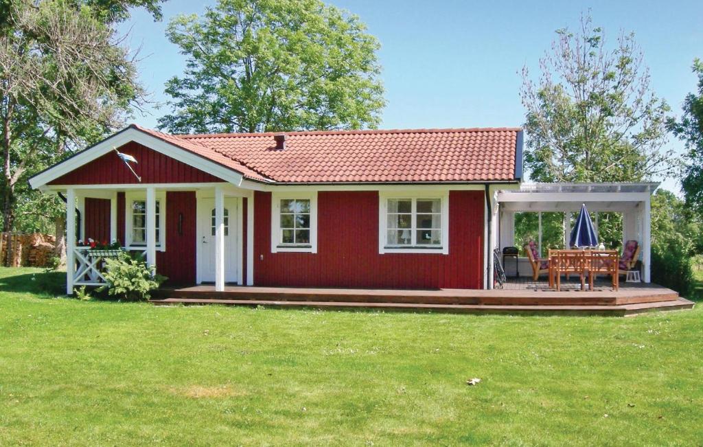 Awesome Home In Bodafors With 3 Bedrooms And Wifi