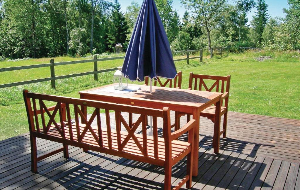 Awesome Home In Bodafors With 3 Bedrooms And Wifi photo 3