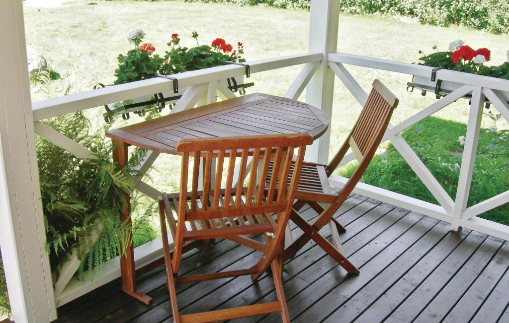 Awesome Home In Bodafors With 3 Bedrooms And Wifi photo 4