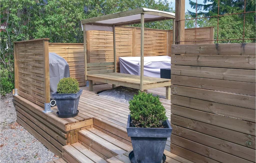 Amazing Home In Tystberga With 2 Bedrooms And Wifi photo 3