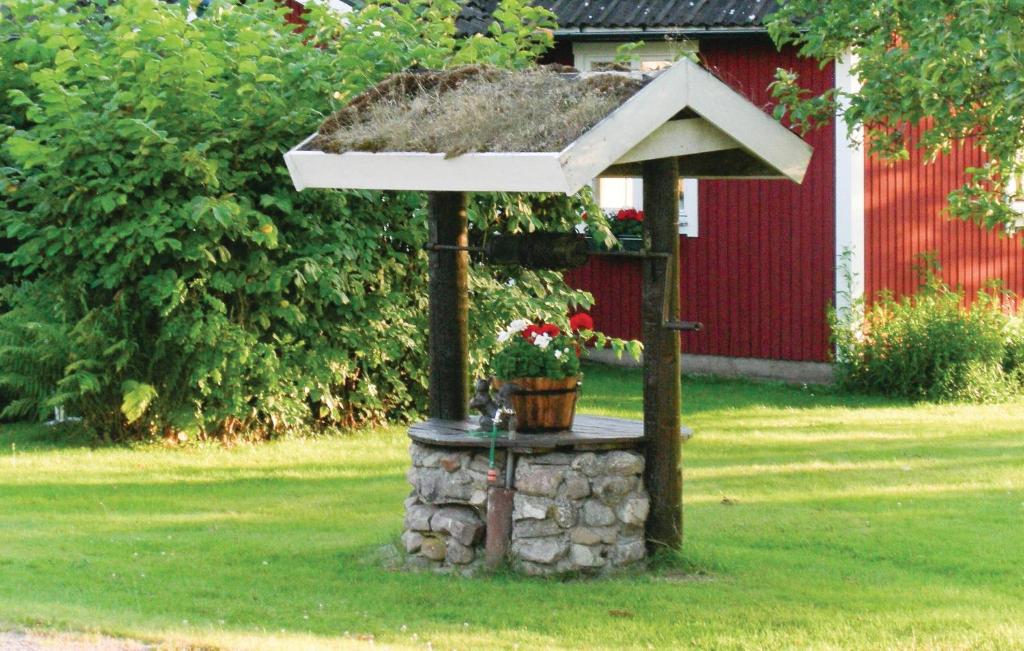 Stunning Home In Bodafors With 2 Bedrooms And Wifi photo 3