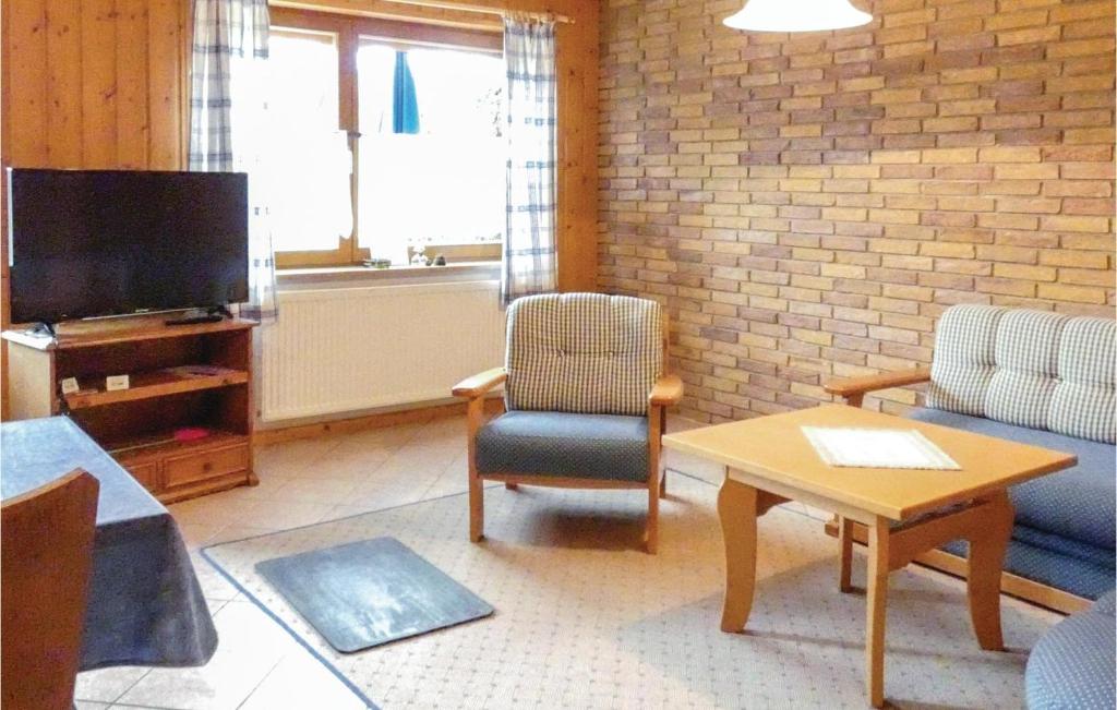 Beautiful Apartment In Grfendorf With 2 Bedrooms, Wifi And Indoor Swimming Pool