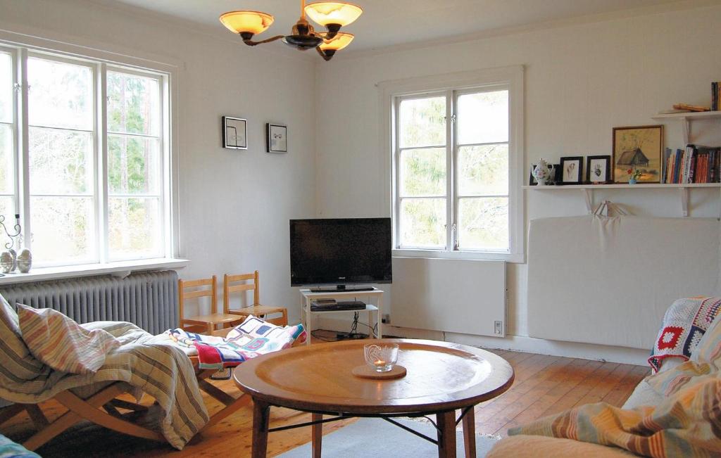 Nice Home In Urshult With 3 Bedrooms photo 3
