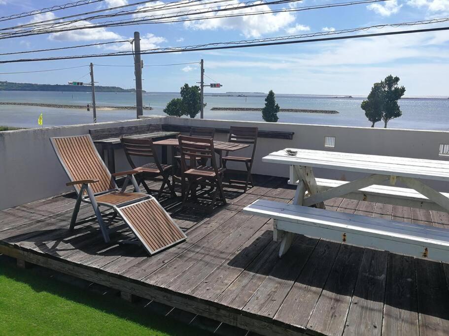 美ら海水族館車で5分/BBQ可能/夕日の見える屋上テラス/4BR一戸建/駐車場3台/最大18名宿泊 photo 4