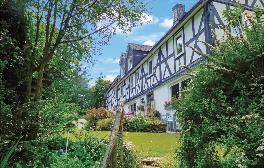 Awesome Apartment In Bad Berleburg-bergh, With 2 Bedrooms And Wifi