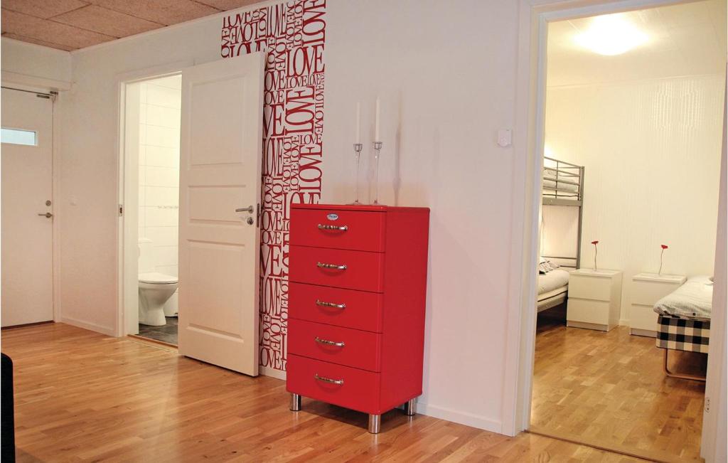 Beautiful Apartment In Habo With 2 Bedrooms And Wifi photo 4
