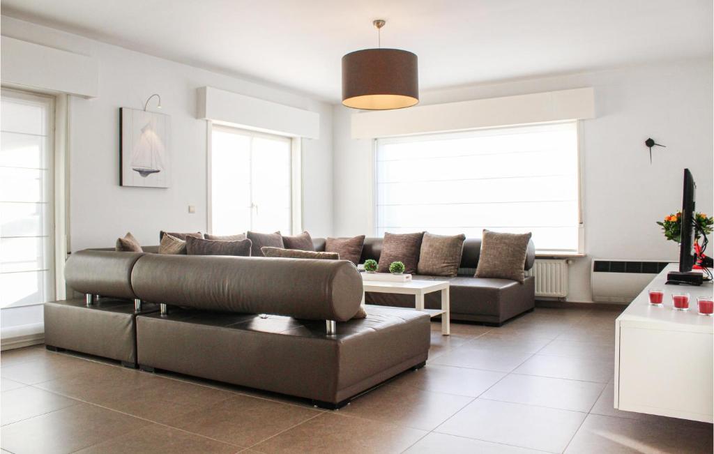 Amazing Home In Oostduinkerke With 3 Bedrooms And Wifi photo 3