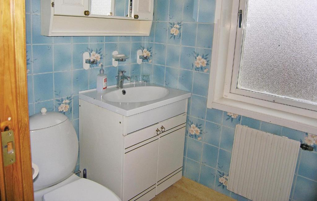 Awesome Home In Kalv With 2 Bedrooms And Wifi photo 2