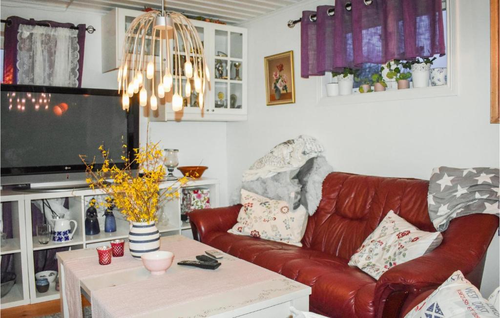 Nice Home In Holmsj With 2 Bedrooms And Internet photo 4