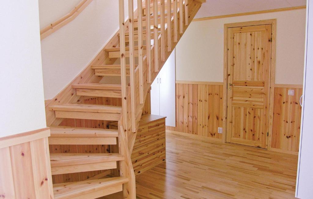 Beautiful Home In Fjllbacka With 4 Bedrooms And Sauna photo 3