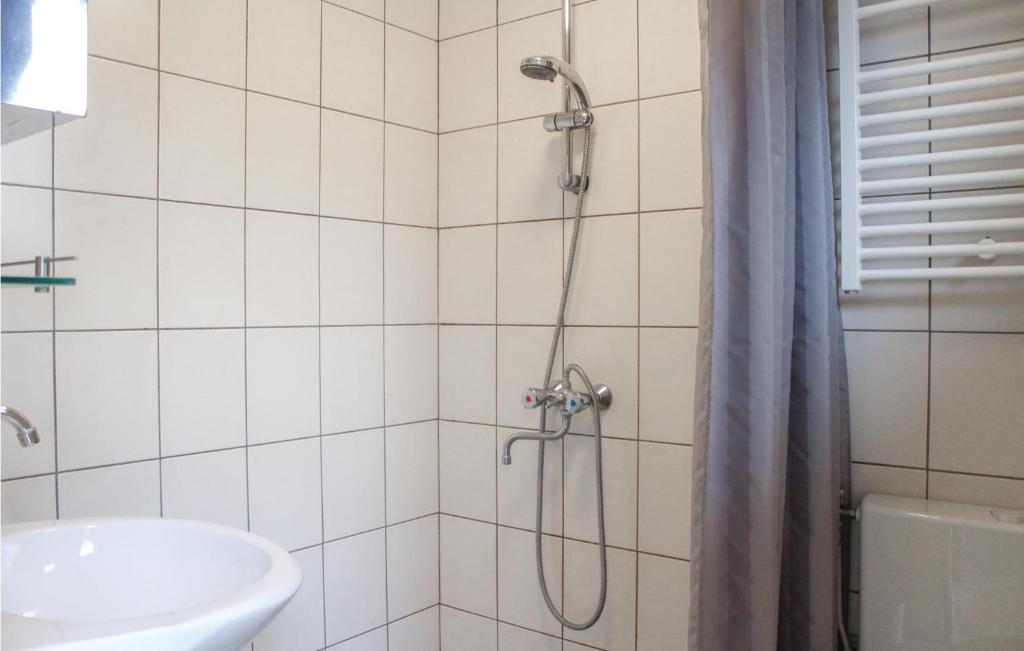 Stunning Home In Reutum With 3 Bedrooms And Wifi photo 3