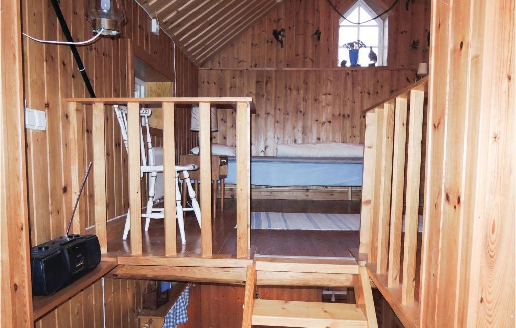Beautiful Home In Rrvik With 2 Bedrooms And Wifi photo 2