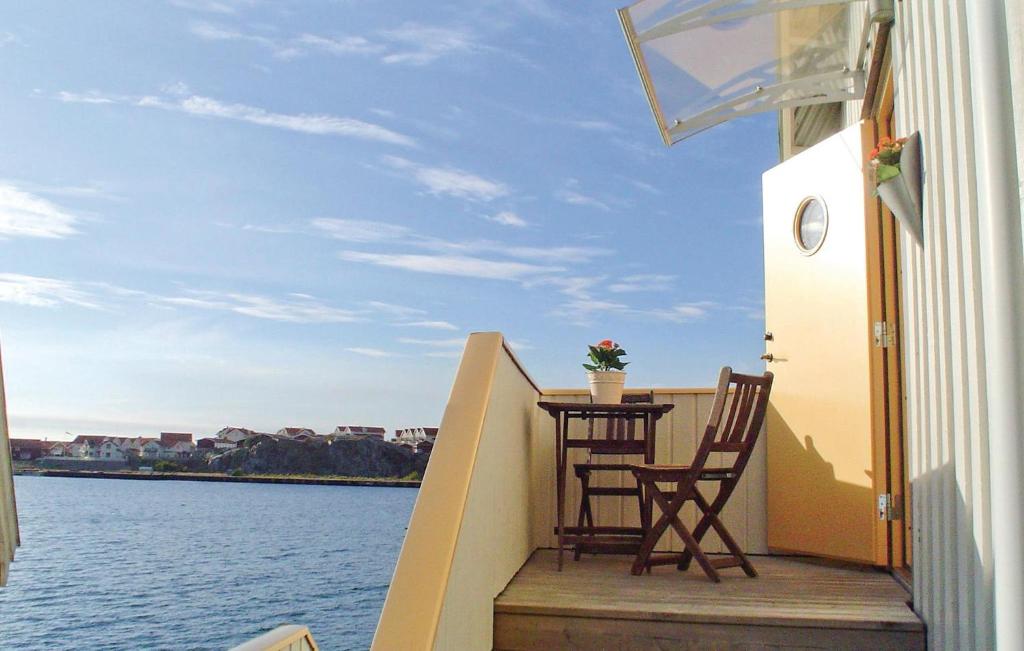 Beautiful Apartment In Skrhamn With 1 Bedrooms