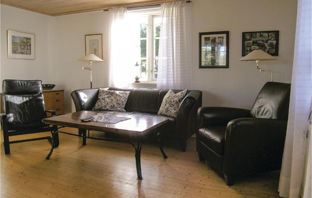 Beautiful Home In Vrnamo With 2 Bedrooms photo 3