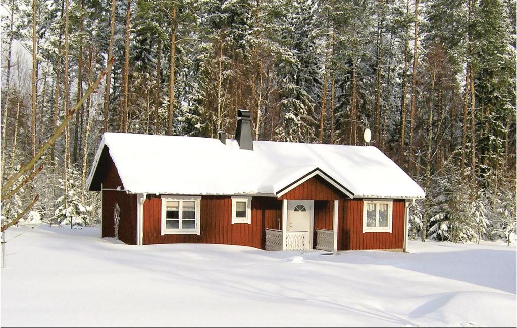 Nice Home In Vittaryd With 2 Bedrooms And Wifi photo 3