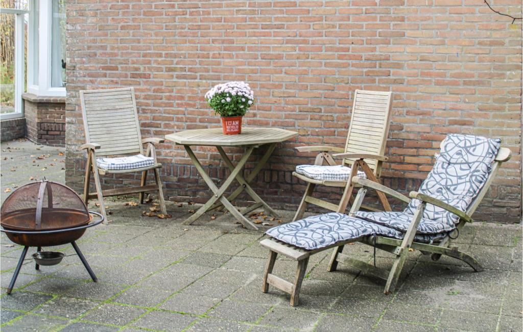 T Botteltje photo 2