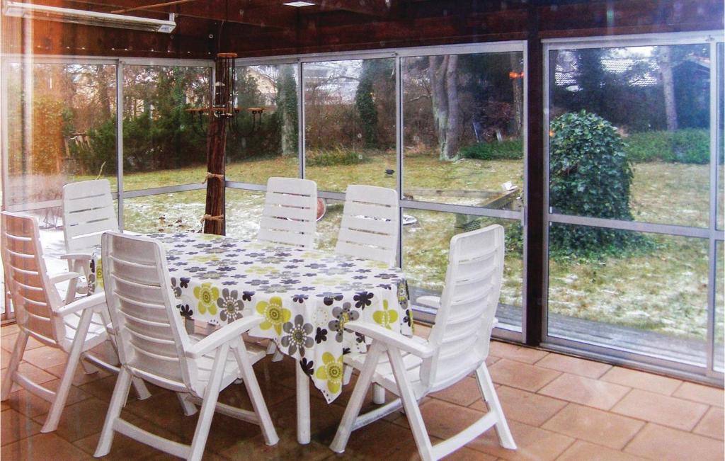 Amazing Home In Falsterbo With 4 Bedrooms photo 1