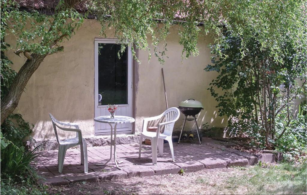 Awesome Home In Tomelilla With 1 Bedrooms And Wifi photo 3