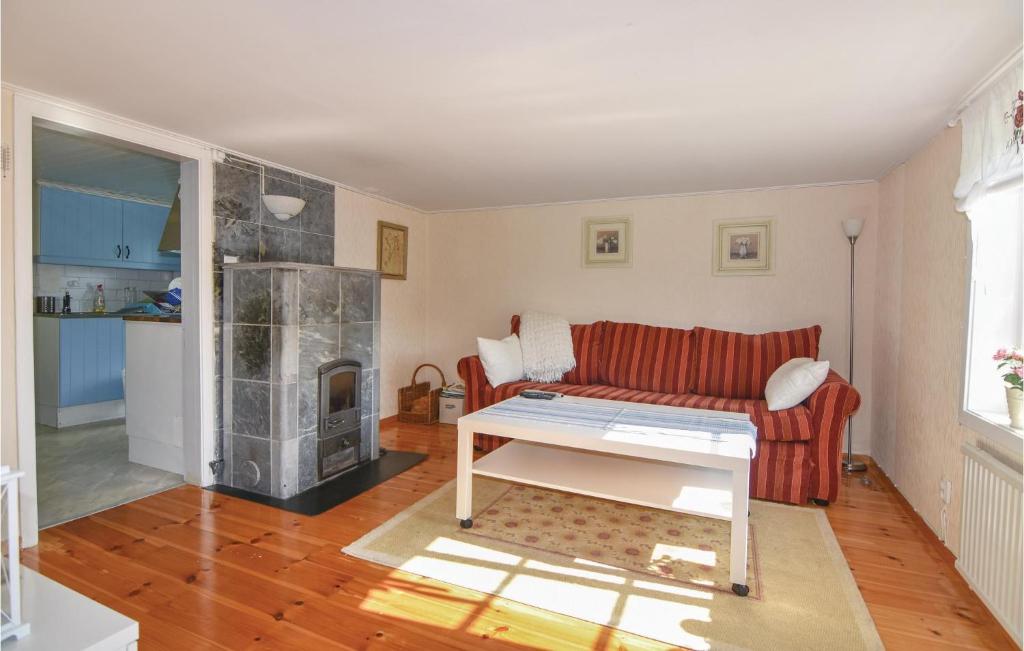 Stunning Home In Munkedal With 2 Bedrooms And Wifi photo 3