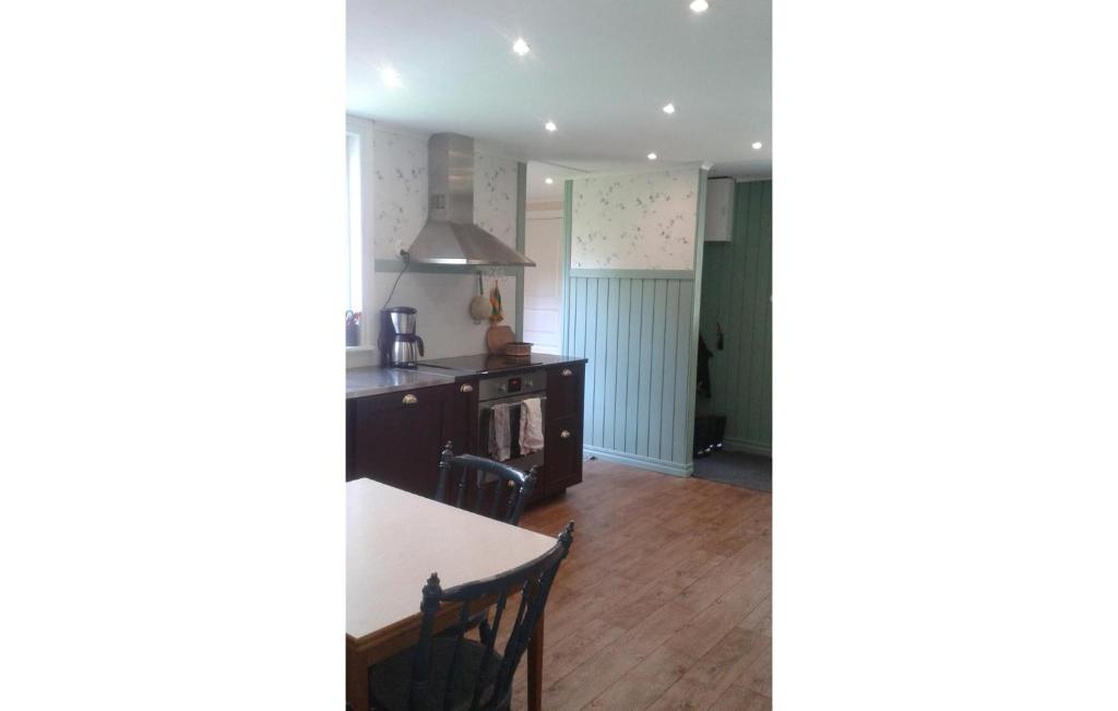 Awesome Home In Grdsj With 2 Bedrooms And Wifi photo 4