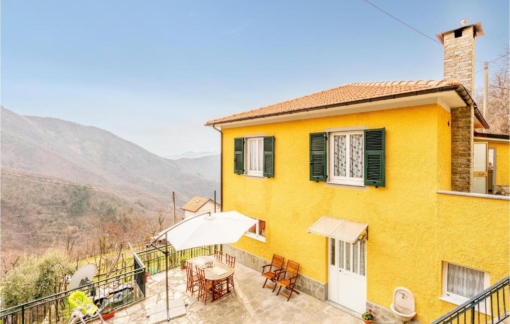 Awesome Home In Borzonasca With 2 Bedrooms And Wifi photo 3