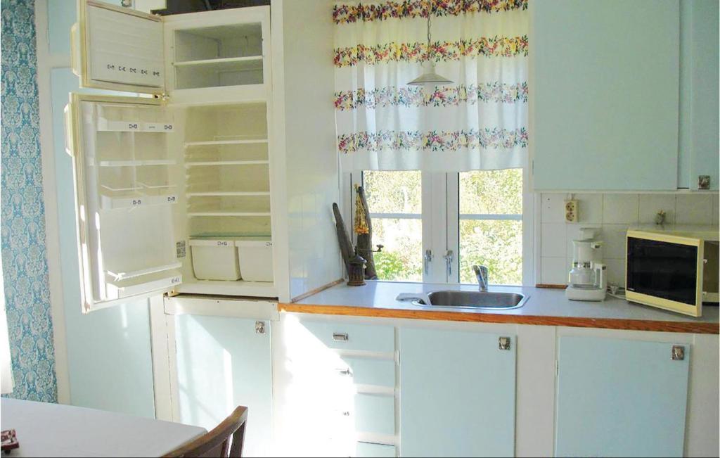 Awesome Home In Hljes With 1 Bedrooms photo 3