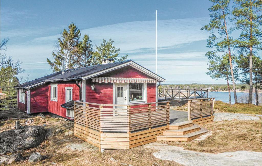 Awesome Home In Trosa With 3 Bedrooms And Wifi