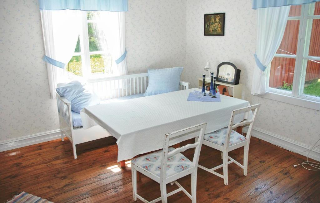 Awesome Home In Odensvi With 2 Bedrooms photo 3