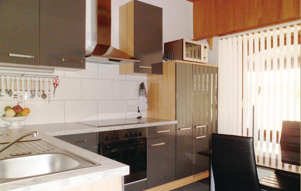 Nice Apartment In Medebach With Wifi photo 3