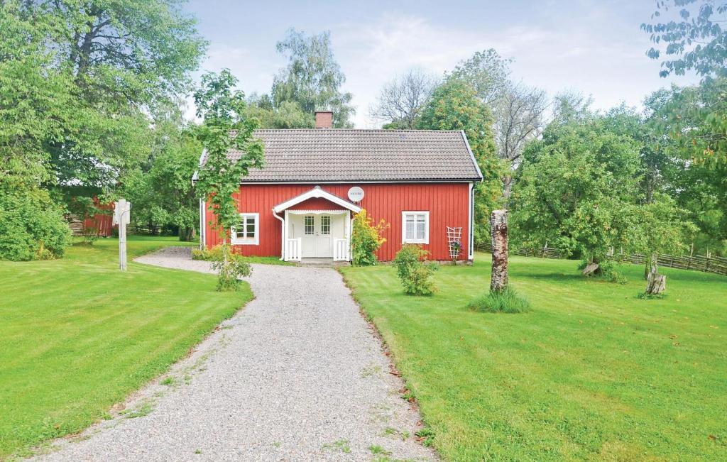 Amazing Home In Svsj With 3 Bedrooms And Wifi