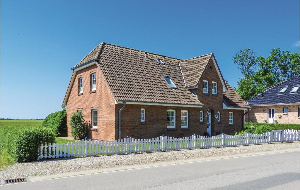 Nice Apartment In Emmelsbll-horsbll With Wifi