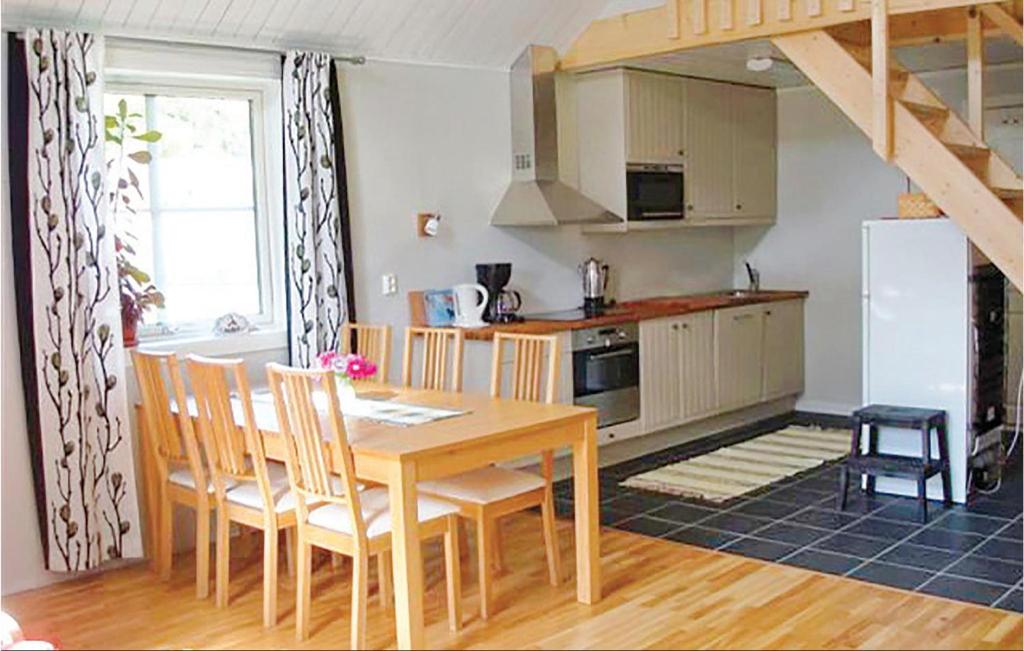 Awesome Home In Gnesta With 1 Bedrooms, Sauna And Wifi photo 4
