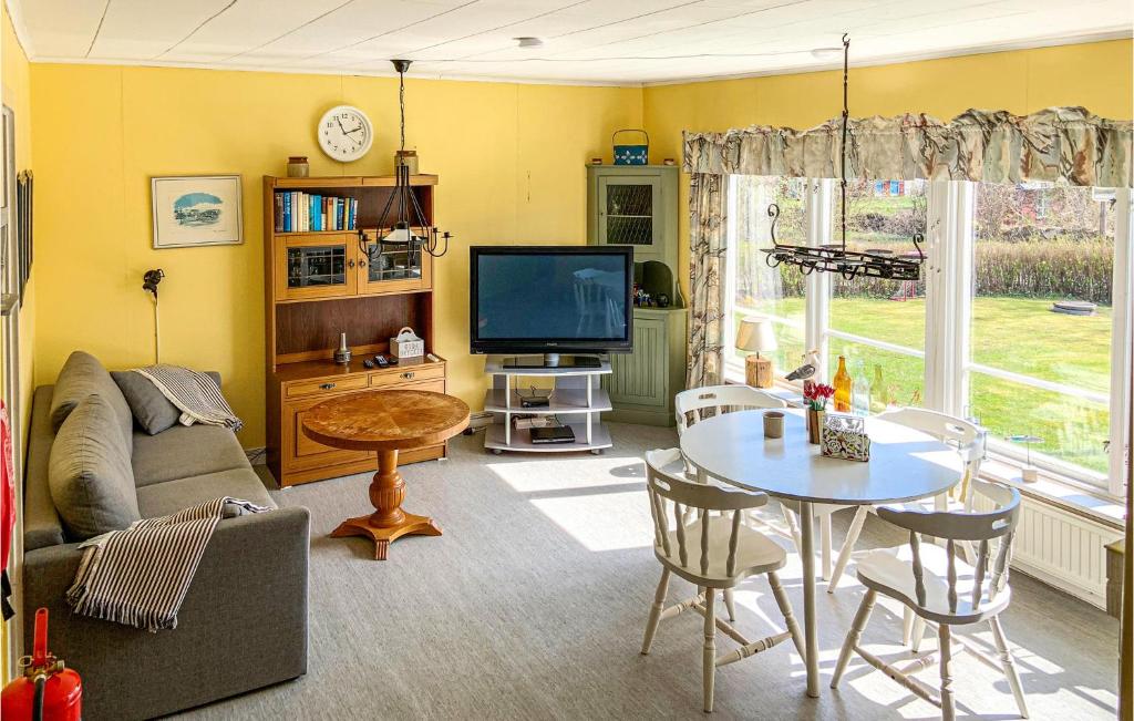 Stunning Home In Listerby With 2 Bedrooms And Wifi photo 2