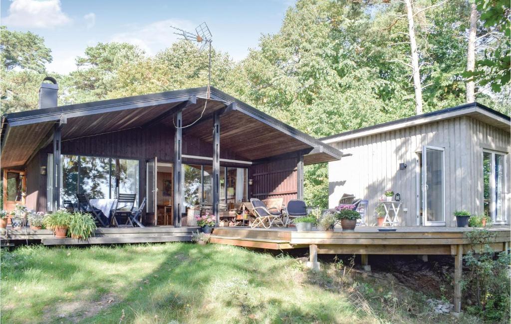 Stunning Home In hus With 4 Bedrooms