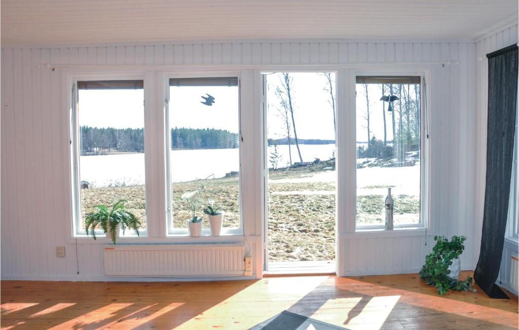 Stunning home in Storfors with 2 Bedrooms and WiFi photo 4