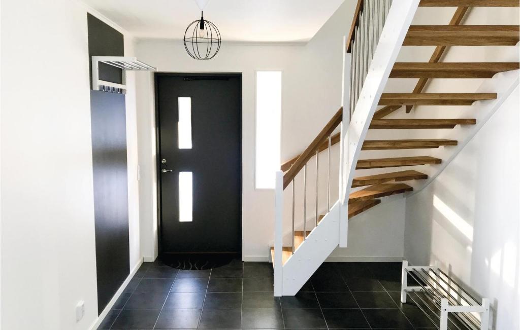 Amazing Home In Skillingaryd With 4 Bedrooms And Wifi photo 4