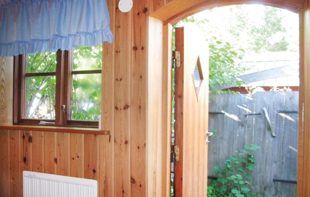 Beautiful Home In Katthammarsvik With 2 Bedrooms photo 2